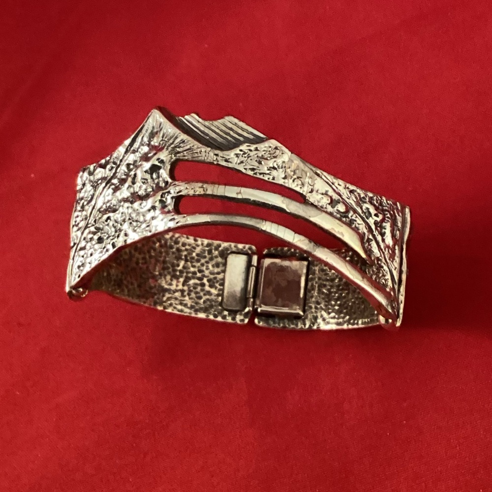Darveau brutalist pewter bracelet please read